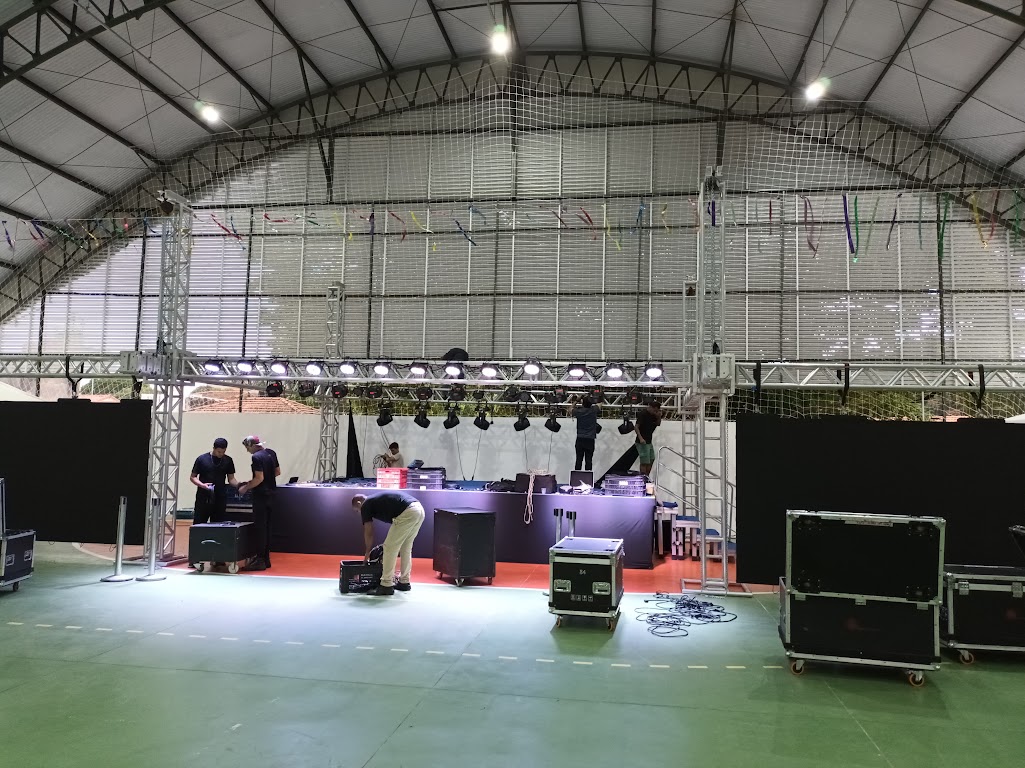 som e iluminação.jpg